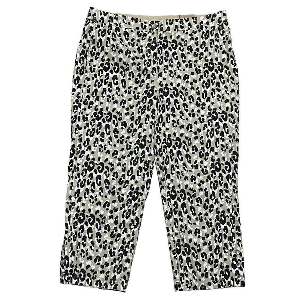 Chicos Fitigues Cheetah Print Capri Pants Size 0.5/US 6 NWT